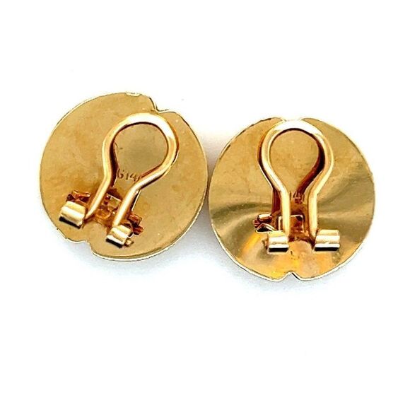 SOLD 14k Gold Scalloped Design Clip Earrings - Picture 2 of 6